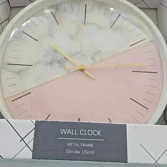 Wall Clock - Picture 2 of 4